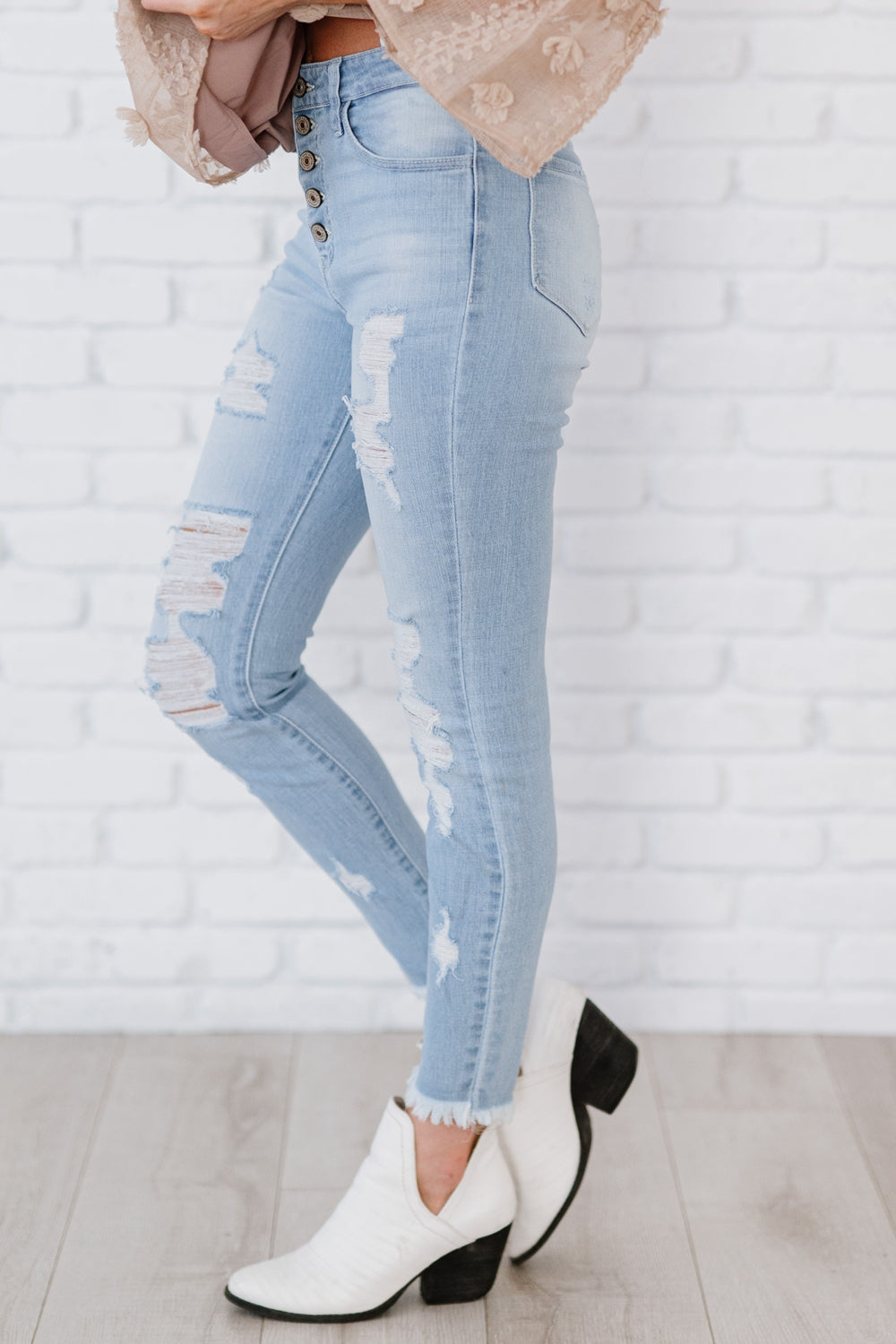 Kancan At Last Distressed Button Fly Skinny Jeans